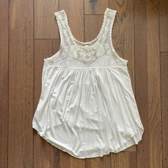 American Eagle Soft & Sexy Flowy Tank - Picture 2 of 3
